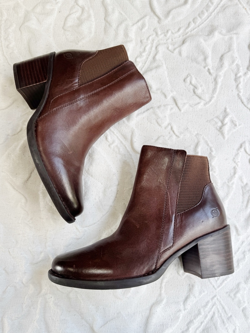 Born Henni Leather Ankle Booties Size 9.5 New